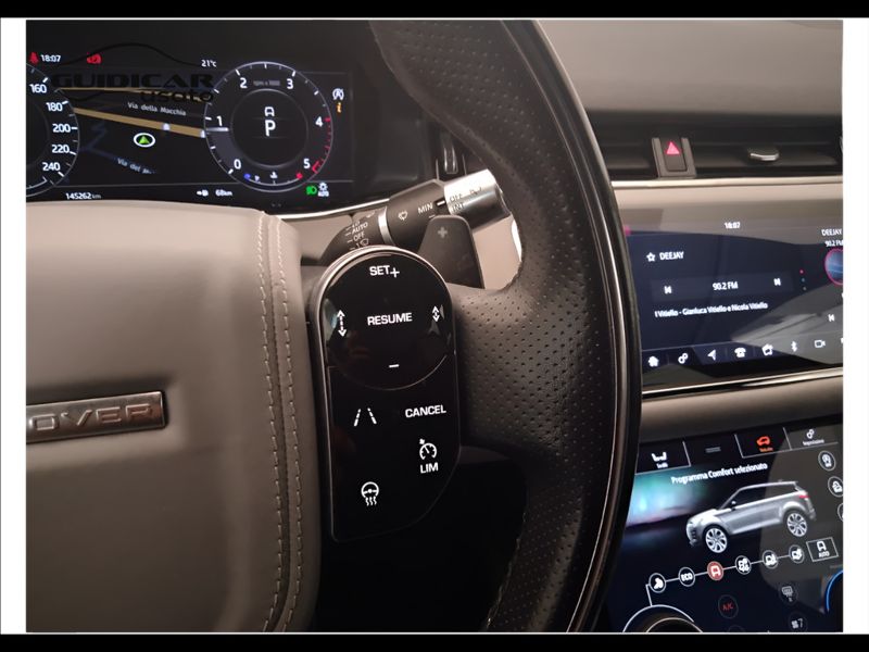 GuidiCar - LAND ROVER Range Rover Evoque 2019 Evoque 2.0d i4 mhev R-Dynamic awd 180cv auto Usato